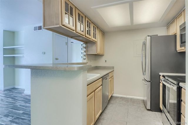 9212 E Arbor Circle H, Englewood, CO 80111