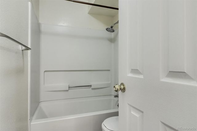 9212 E Arbor Circle H, Englewood, CO 80111