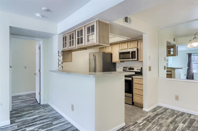 9212 E Arbor Circle H, Englewood, CO 80111