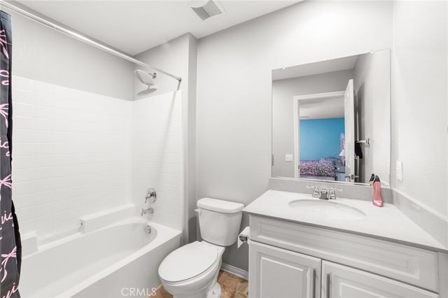 30305 Powderhorn Lane, Murrieta, CA 92563