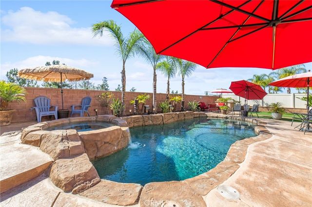 30305 Powderhorn Lane, Murrieta, CA 92563