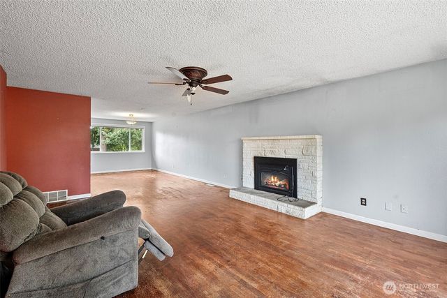 1805 N Vassault Street, Tacoma, WA 98406