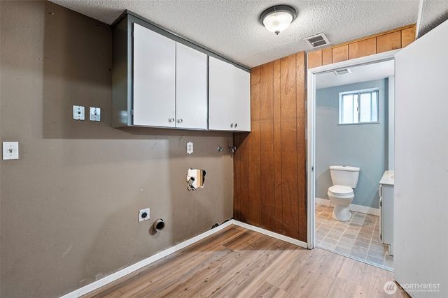 1805 N Vassault Street, Tacoma, WA 98406
