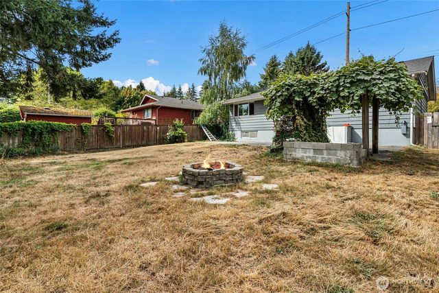 1805 N Vassault Street, Tacoma, WA 98406