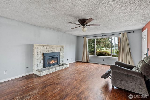 1805 N Vassault Street, Tacoma, WA 98406