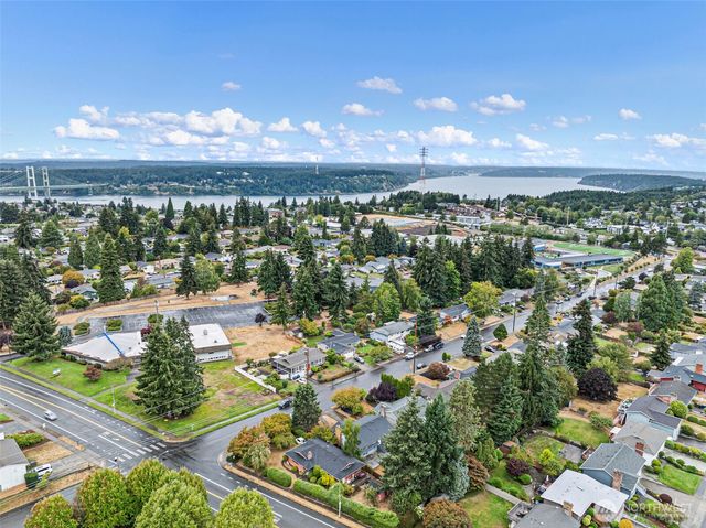 1805 N Vassault Street, Tacoma, WA 98406