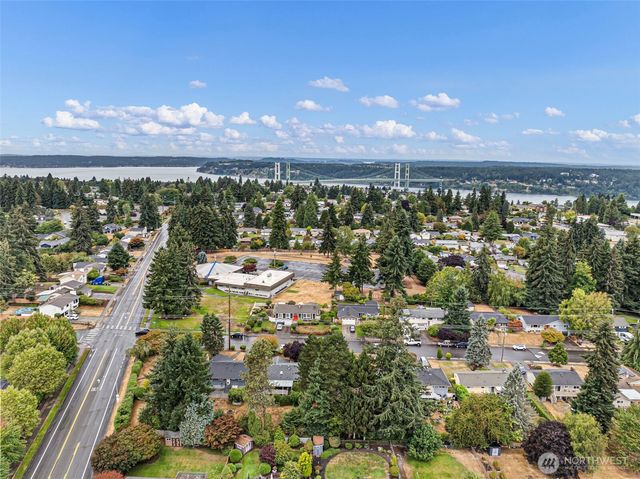 1805 N Vassault Street, Tacoma, WA 98406