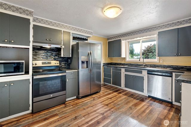 1805 N Vassault Street, Tacoma, WA 98406