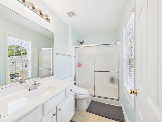 2748 Andover Glen Road, Raleigh, NC 27604