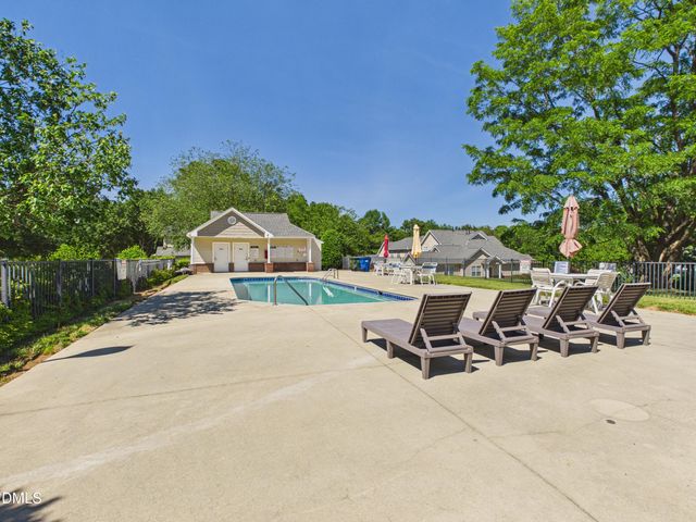 2748 Andover Glen Road, Raleigh, NC 27604