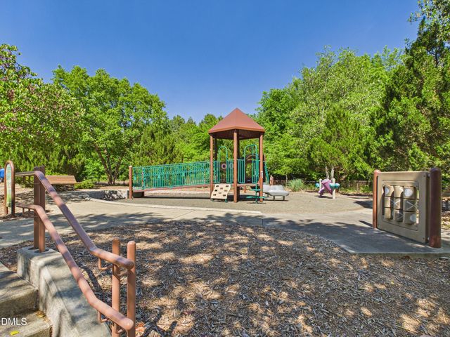 2748 Andover Glen Road, Raleigh, NC 27604