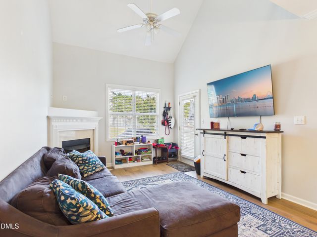 2748 Andover Glen Road, Raleigh, NC 27604