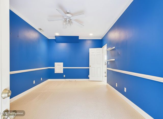 2748 Andover Glen Road, Raleigh, NC 27604