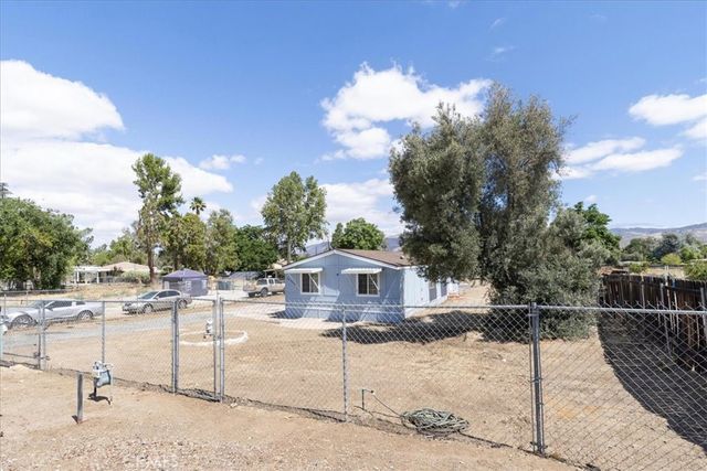 44066 Acacia, Hemet, CA 92544