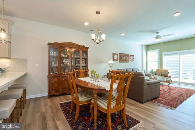 15563 BLUE LOTUS LN, Haymarket, VA 20169