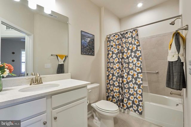 15563 BLUE LOTUS LN, Haymarket, VA 20169