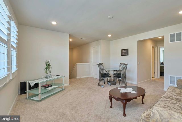 15563 BLUE LOTUS LN, Haymarket, VA 20169