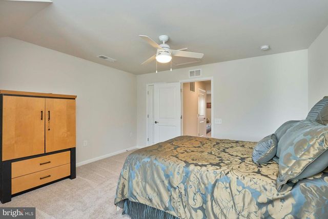 15563 BLUE LOTUS LN, Haymarket, VA 20169