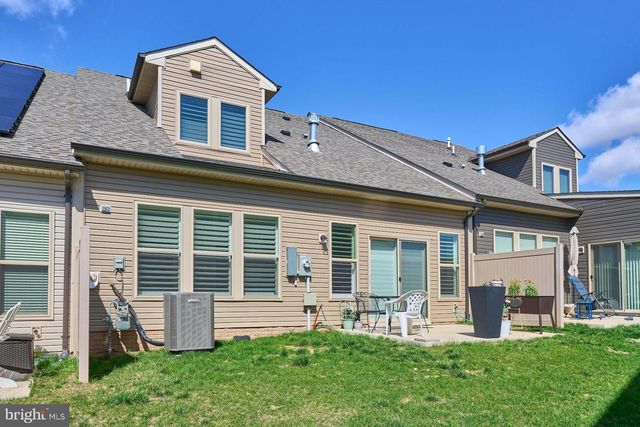 15563 BLUE LOTUS LN, Haymarket, VA 20169