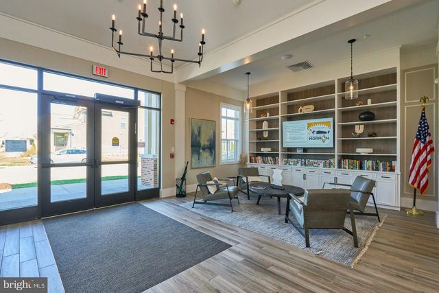 15563 BLUE LOTUS LN, Haymarket, VA 20169