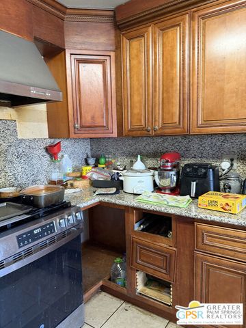 55575 Navajo Trail, Yucca Valley, CA 92284