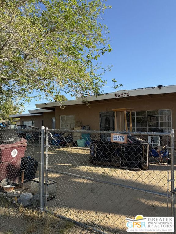 55575 Navajo Trail, Yucca Valley, CA 92284