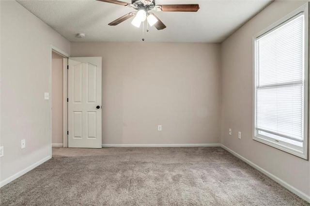 813 E 167th Court, Gardner, KS 66030