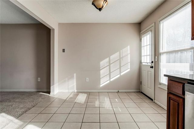 813 E 167th Court, Gardner, KS 66030