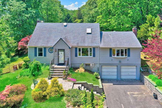 100 Elwood Road, Northport, NY 11768