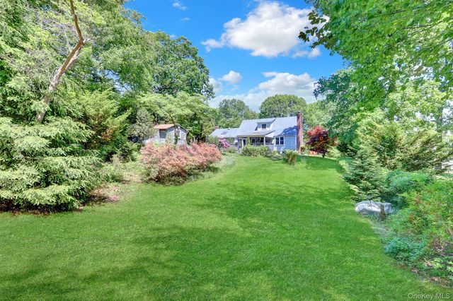 100 Elwood Road, Northport, NY 11768
