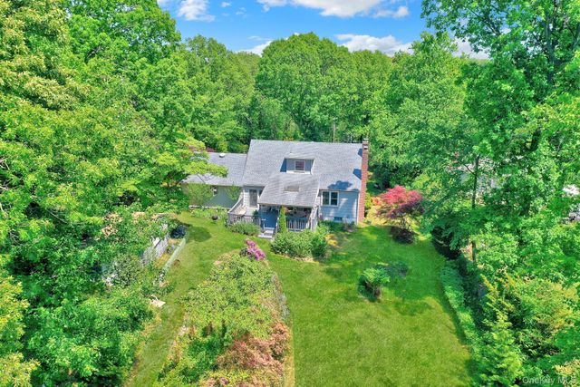 100 Elwood Road, Northport, NY 11768