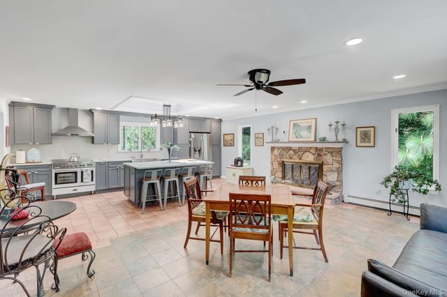100 Elwood Road, Northport, NY 11768