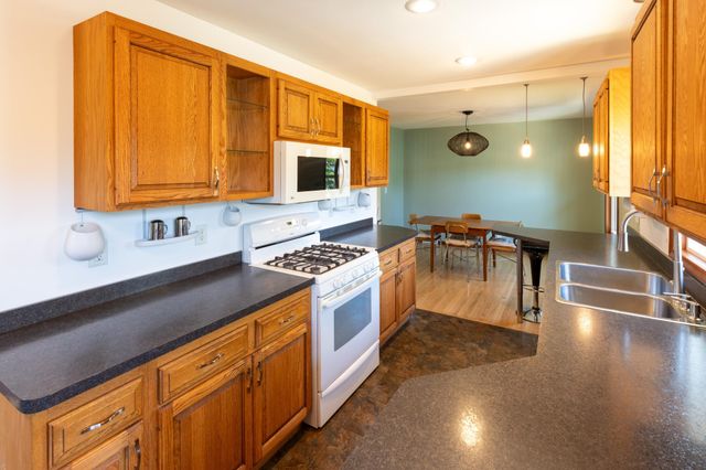 11447 Swallow Street NW, Coon Rapids, MN 55433