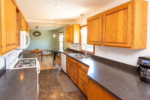 11447 Swallow Street NW, Coon Rapids, MN 55433