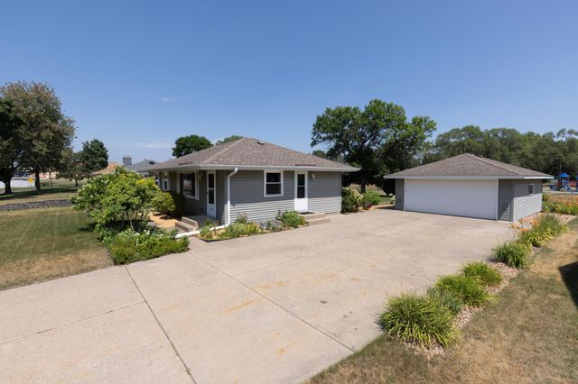 11447 Swallow Street NW, Coon Rapids, MN 55433