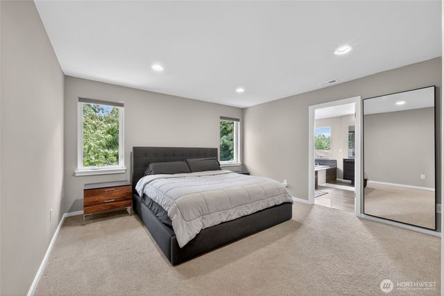 21212 129th Lane SE, Kent, WA 98031