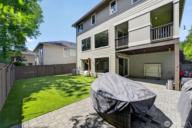 21212 129th Lane SE, Kent, WA 98031