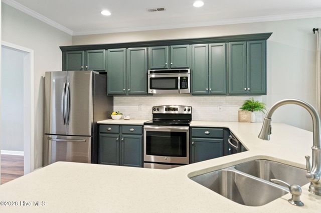 115 Bunchberry Court, Hampstead, NC 28443