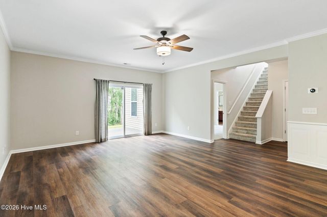 115 Bunchberry Court, Hampstead, NC 28443