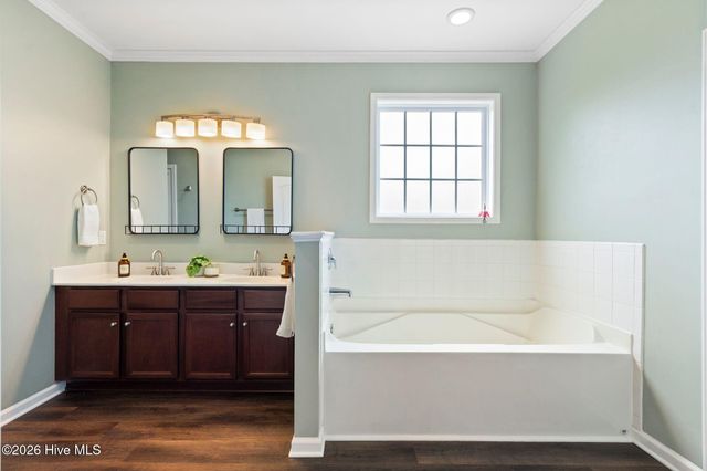 115 Bunchberry Court, Hampstead, NC 28443