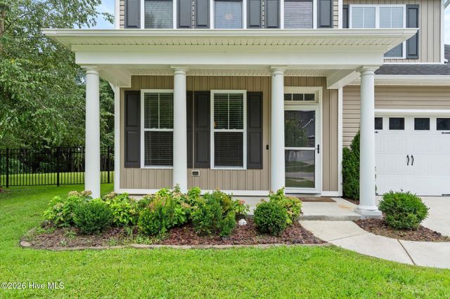 115 Bunchberry Court, Hampstead, NC 28443