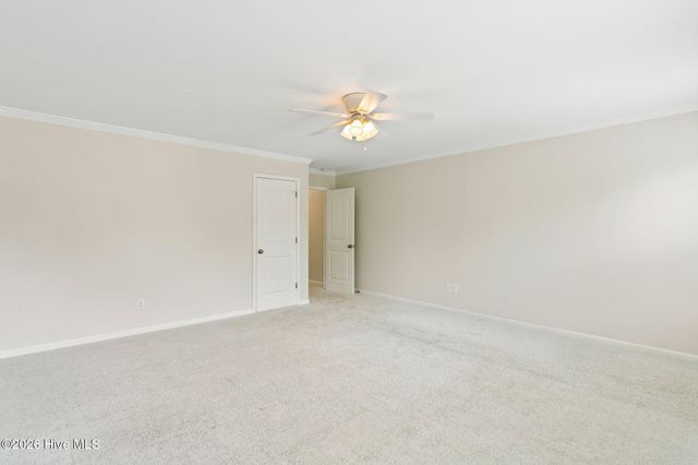 115 Bunchberry Court, Hampstead, NC 28443