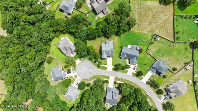 115 Bunchberry Court, Hampstead, NC 28443