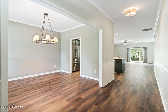 115 Bunchberry Court, Hampstead, NC 28443