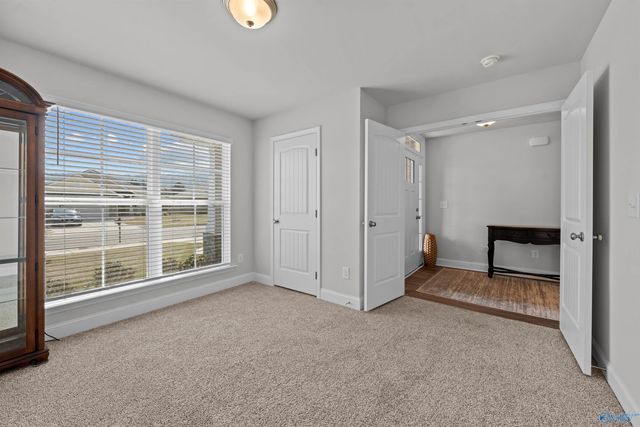 6122 Feather Way SE, Owens Cross Roads, AL 35763