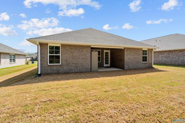 6122 Feather Way SE, Owens Cross Roads, AL 35763