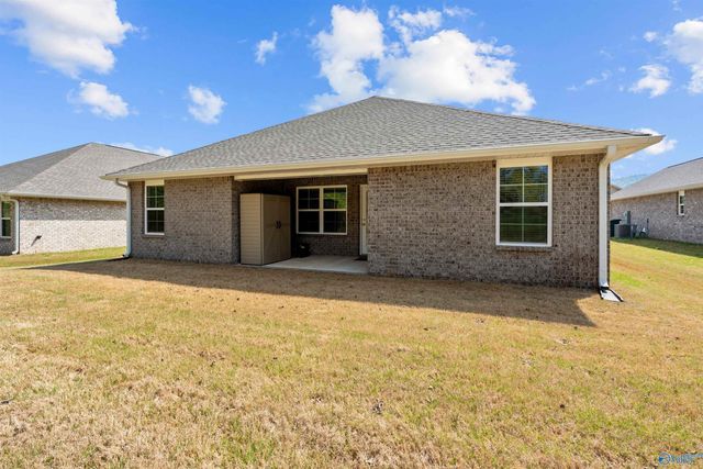 6122 Feather Way SE, Owens Cross Roads, AL 35763