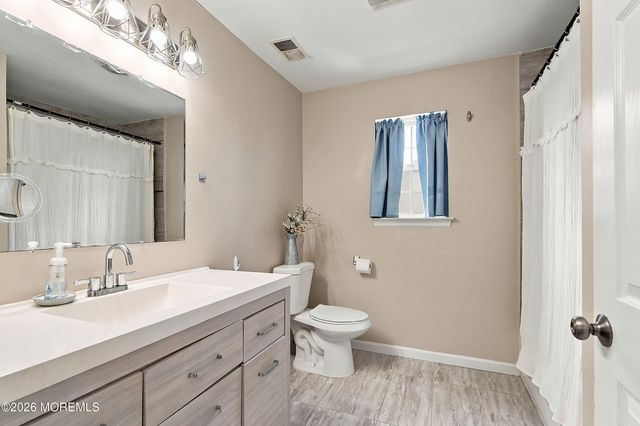 704 Aumack Avenue, Union Beach, NJ 07735