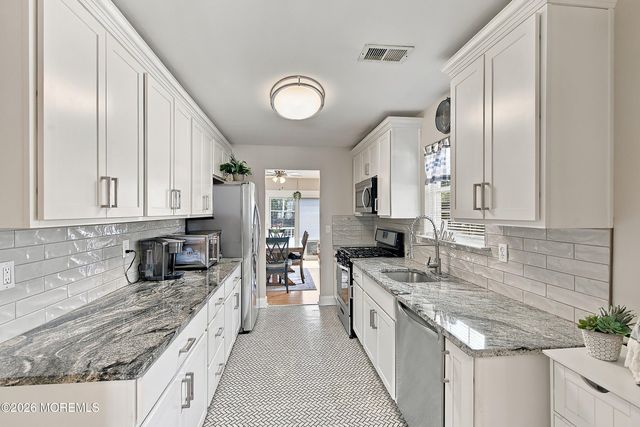 704 Aumack Avenue, Union Beach, NJ 07735