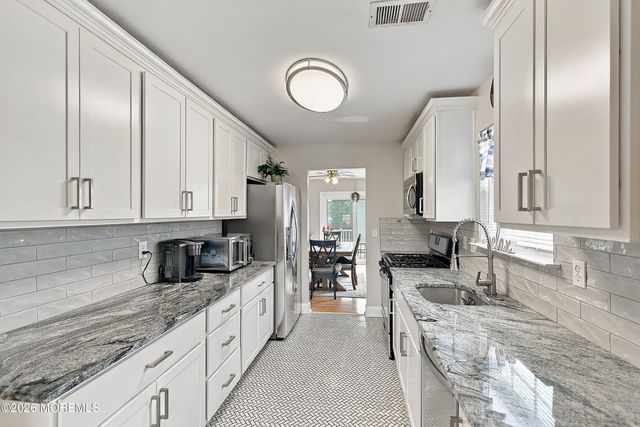 704 Aumack Avenue, Union Beach, NJ 07735
